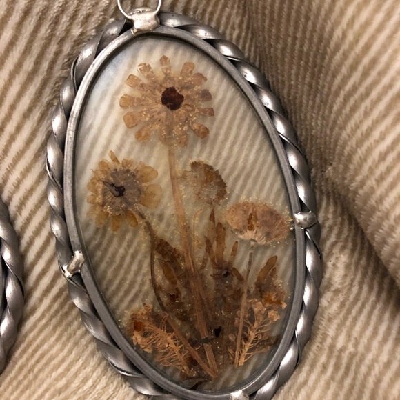 Vintage pressed flowers suncatcher set - Picture 2 of 7